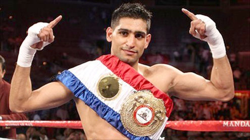 Amir Khan considering shot at WBC title