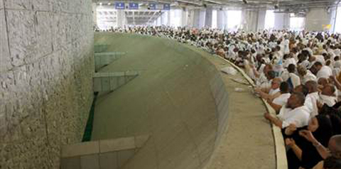 Pilgrims Stone Devil With Stones