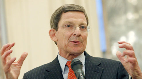 Political, military leaders in huddle on US ties