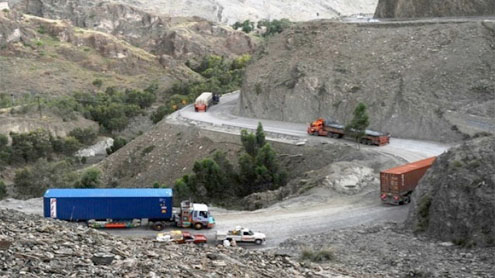 After long closure, NATO supplies enter Afghanistan from Pakistan