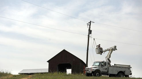 Easy fix eludes power outage problems in US