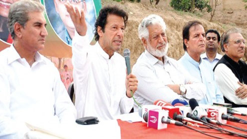 PML-N accuses Imran of ‘gambling away’ SKMCH money, PTI chief cries foul play