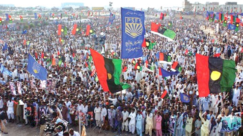 PPP bashes N at pro-LG Act rally