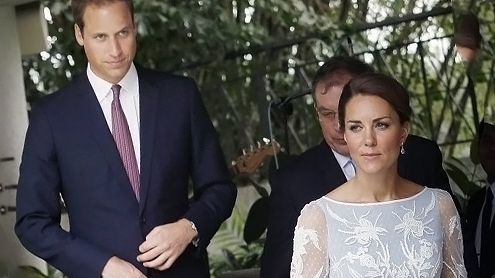 Paparazzi Photographer Who Took Topless Pictures of Duchess of Cambridge Set to be Arrested by French Police