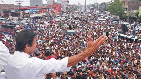 Imran terms Nawaz Sharif “coward person”, challenges for debate