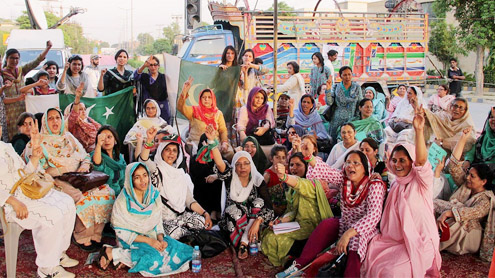Sit-in by PTI supporters enters 6th day in Lahore
