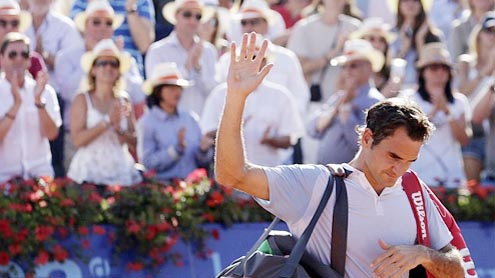 Federer suffers another shock defeat