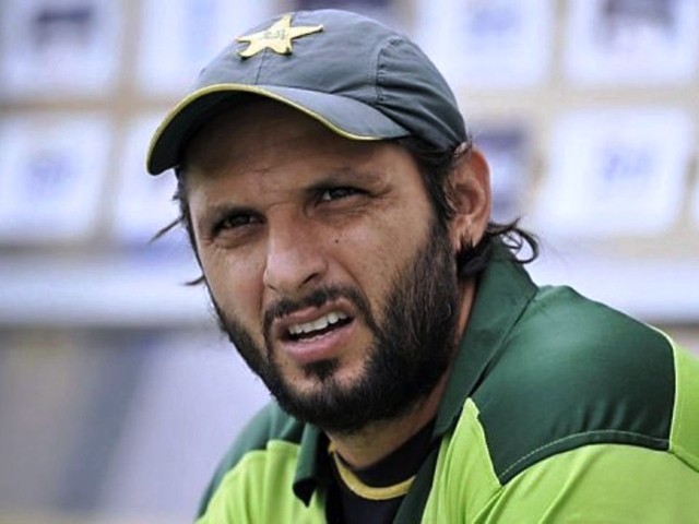 Shahid Afridi bating