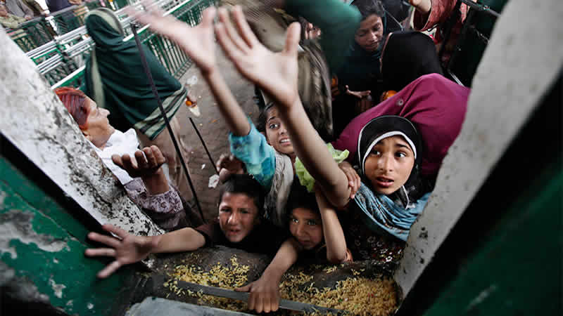 Poverty Pakistan India