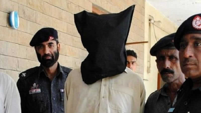Peshawar: Terror suspect arrested with explosives
