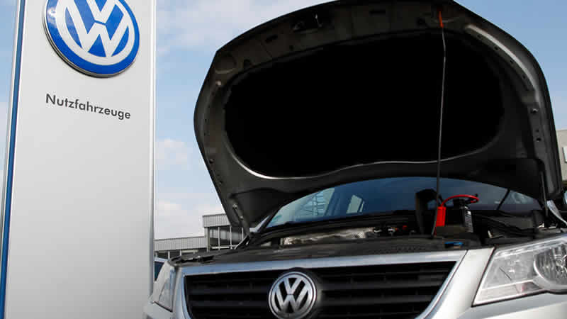 Volkswagen Slovakia hit by first strike for wage hike