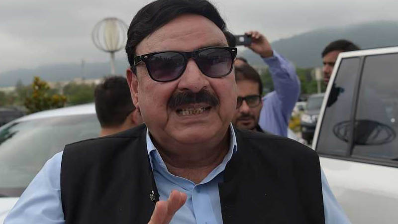Railways deficit case: SC summons Sheikh Rasheed on January 28