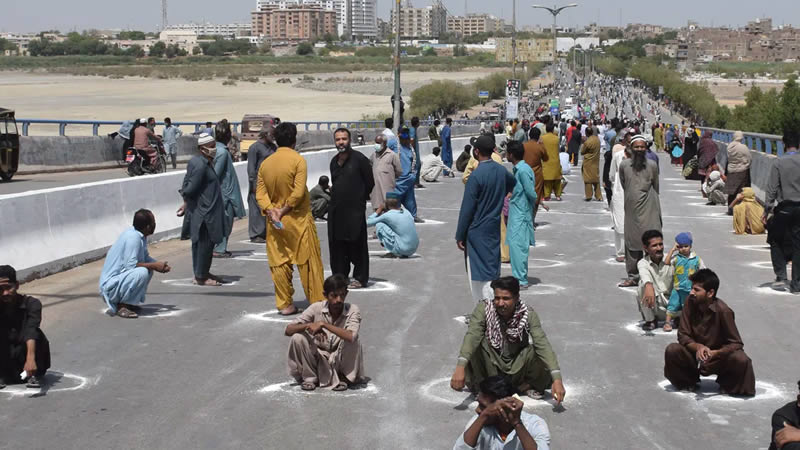 Alarm Bells as Pakistan Sees Steep Surge in COVID-19 Cases