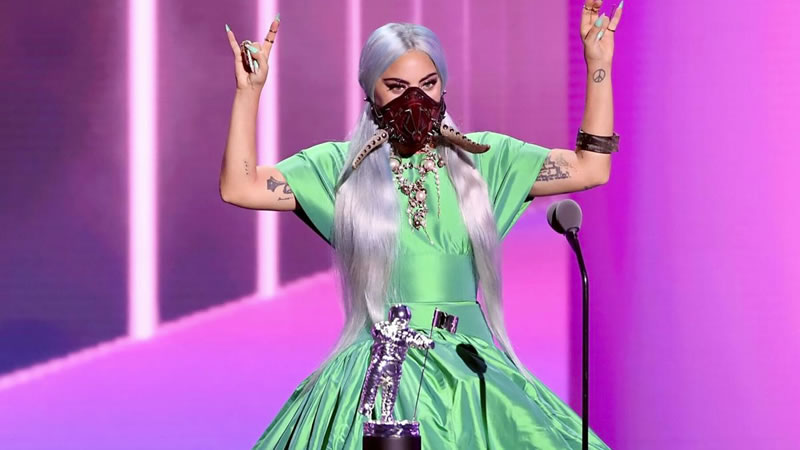 Custom Masks, Coronavirus and Black Lives Dominate VMA show