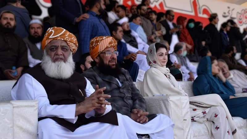PDM defies Terror Threat to Stage Quetta Rally