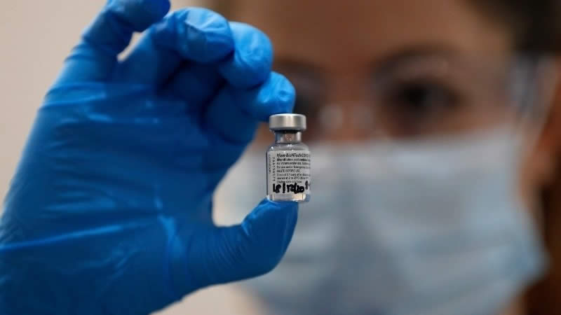 US Panel Endorses Widespread use of Pfizer Covid-19 Vaccine