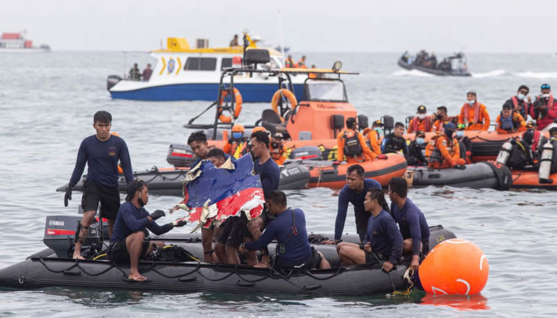 Sriwijaya Air Crash: Indonesia’s Black Box Locator Damaged