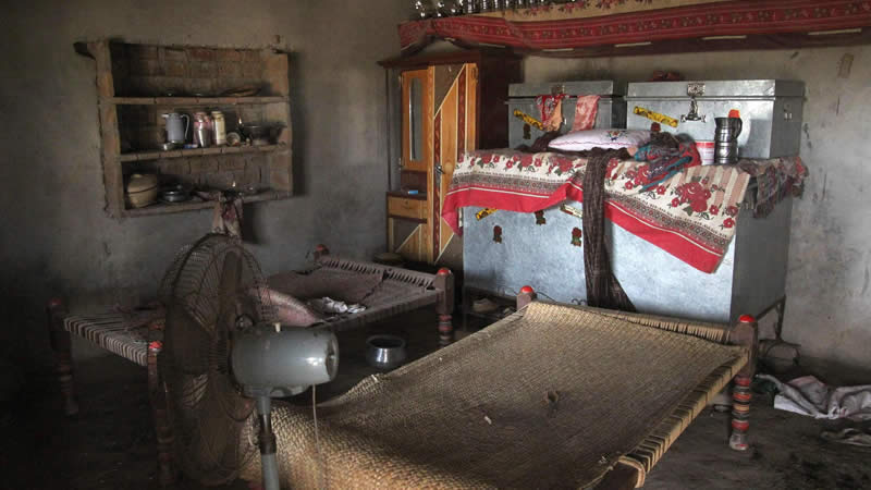 Man Locks Sister in Room for 4 Years