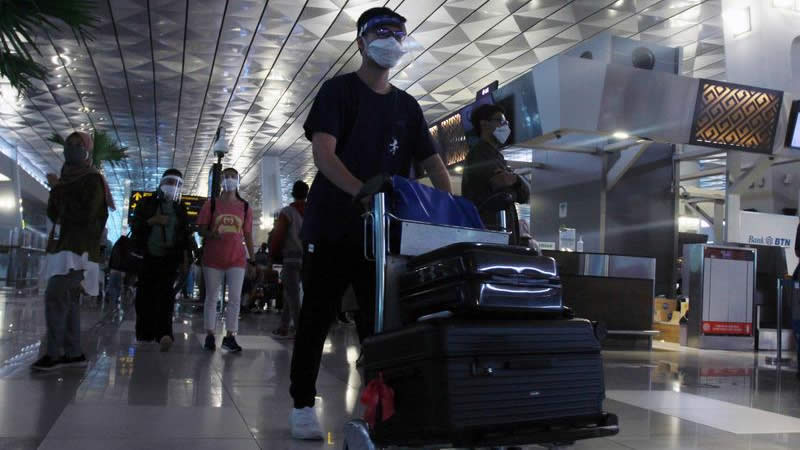 Two more Test Positive for UK Covid-19 Variant in Sindh