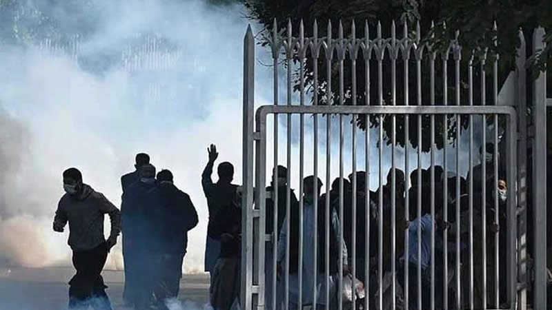 Islamabad Protesters won’t end Demonstration till Govt Issues Salary Notification