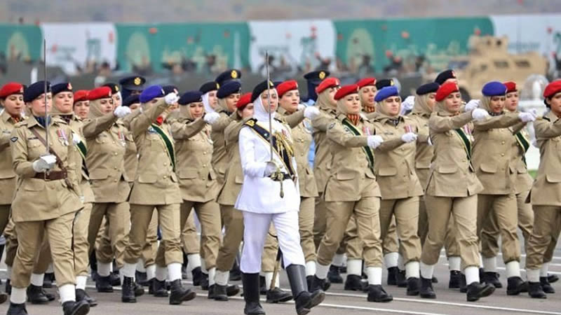 Pakistan shows off military might at annual parade in Islamabad