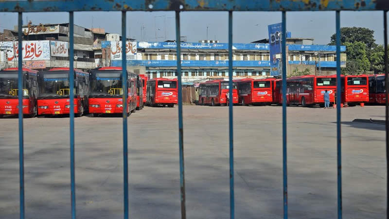 Coronavirus: Khyber Pakhtunkhwa Decides to Suspend Public Transport