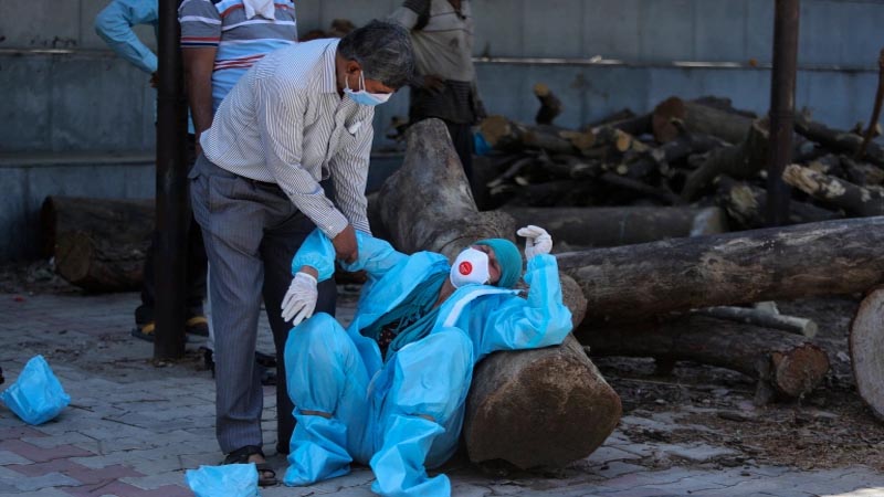 Several countries promise rapid aid as COVID rages in India