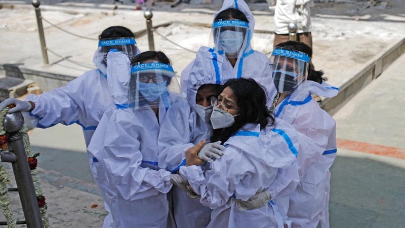 World’s highest daily rise in COVID cases in India, record deaths