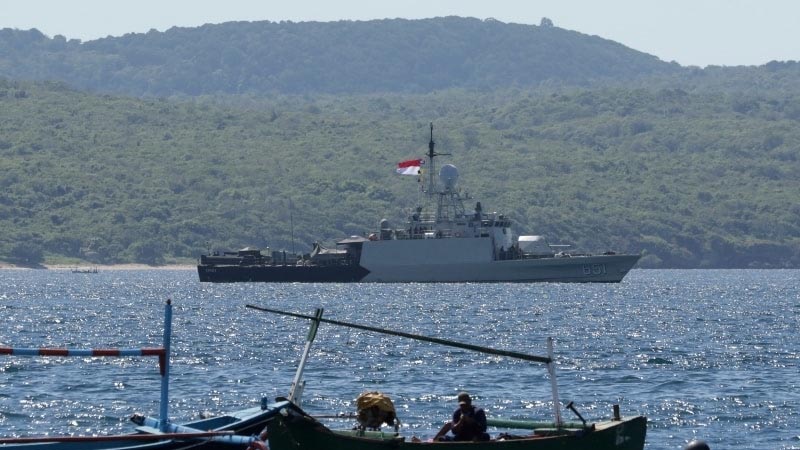 Indonesian submarine, with 53 on board, goes missing