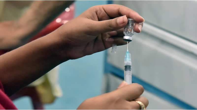 Pakistan receives 2 million doses of coronavirus vaccine from China
