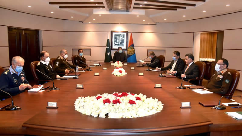 PM Imran Khan chairs NICC Meeting at ISI HQ