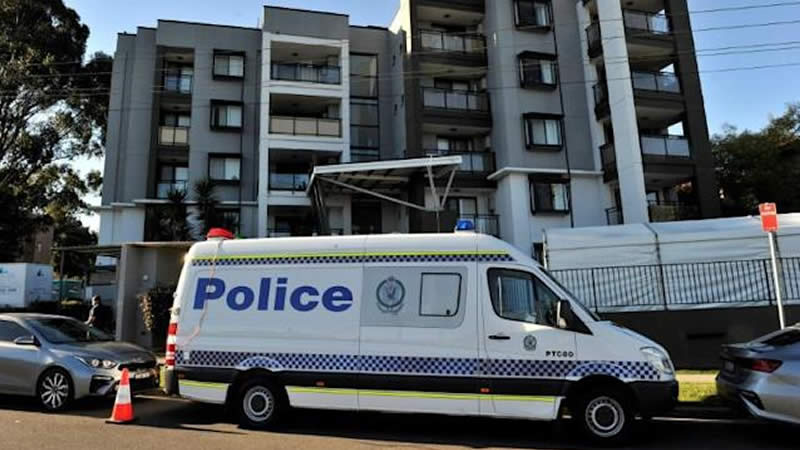 Sydney Police Call for Military to Enforce Lockdown