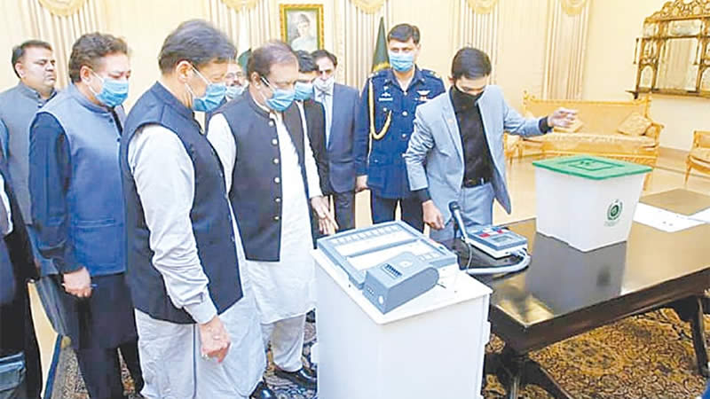 PM Imran given Demo of Pak-made Electronic Voting Machine