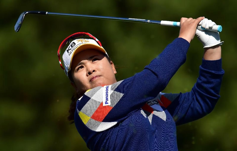 keeps South Korea's Park on top